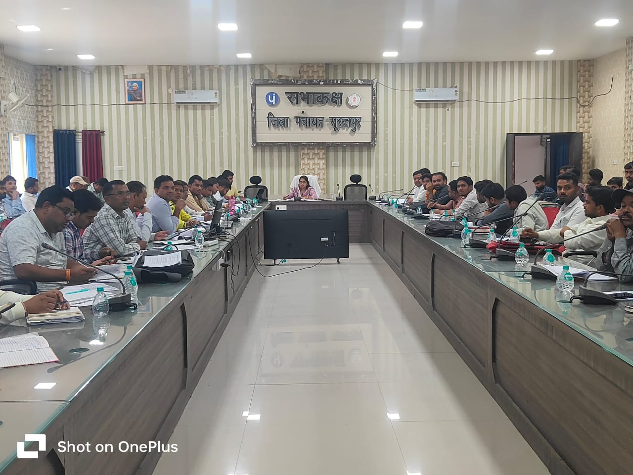 जिला पंचायत सीईओ श्रीमती नंदिनी साहू ने किया पीएम आवास का समीक्षा                      निर्माण कार्य में तेजी लाने के दिये निर्देश……..