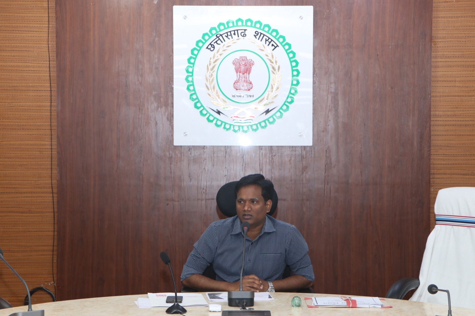 वन, खनिज, जिला व्यापार एवं उद्योग और श्रम विभाग की कलेक्टर ने ली मासिक समीक्षा बैठक…