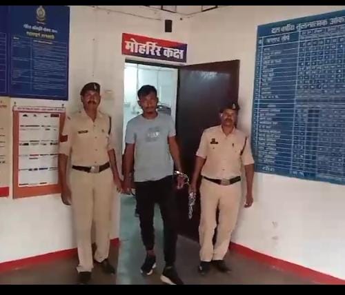 तड़ीपार के बेटे को गुंडागर्दी करनी पड़ी महंगी, पुलिस ने गिरफ्तार कर भेजा जेल…