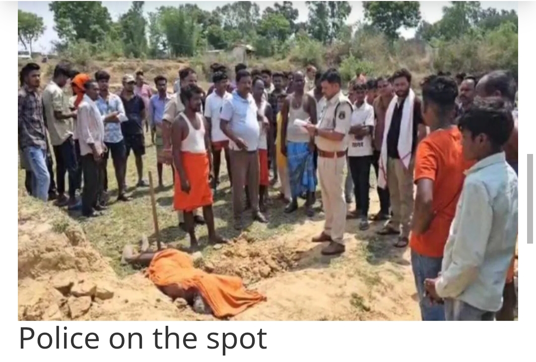 खेत में मिला ग्रामीण का शव, गांव वाले बोले- रेत तस्करों ने ट्रैक्टर से कुचलकर की है हत्या, पीएम में सामने आई ये बात…